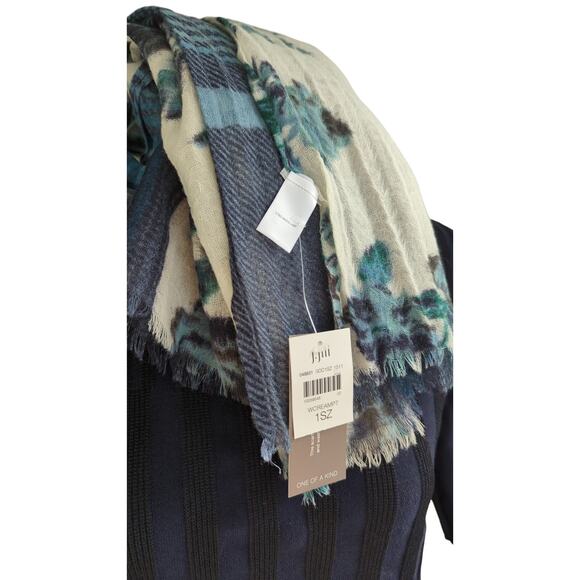 J.Jill New oblong lightweight scarf Teal pattern print NWT - Picture 3 of 4